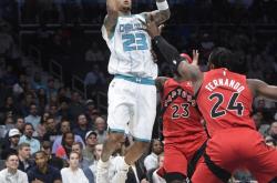 米兰体育网页版登录入口-黄蜂队员布里奇斯赛季报销整体实力减弱