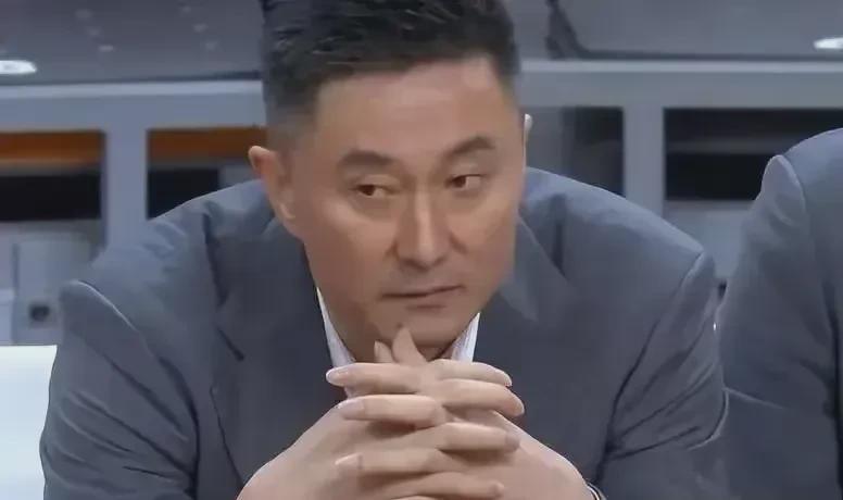 精彩对决扣人心弦,场内场外都有看点 精彩对决扣人心弦,场内场外都有看点