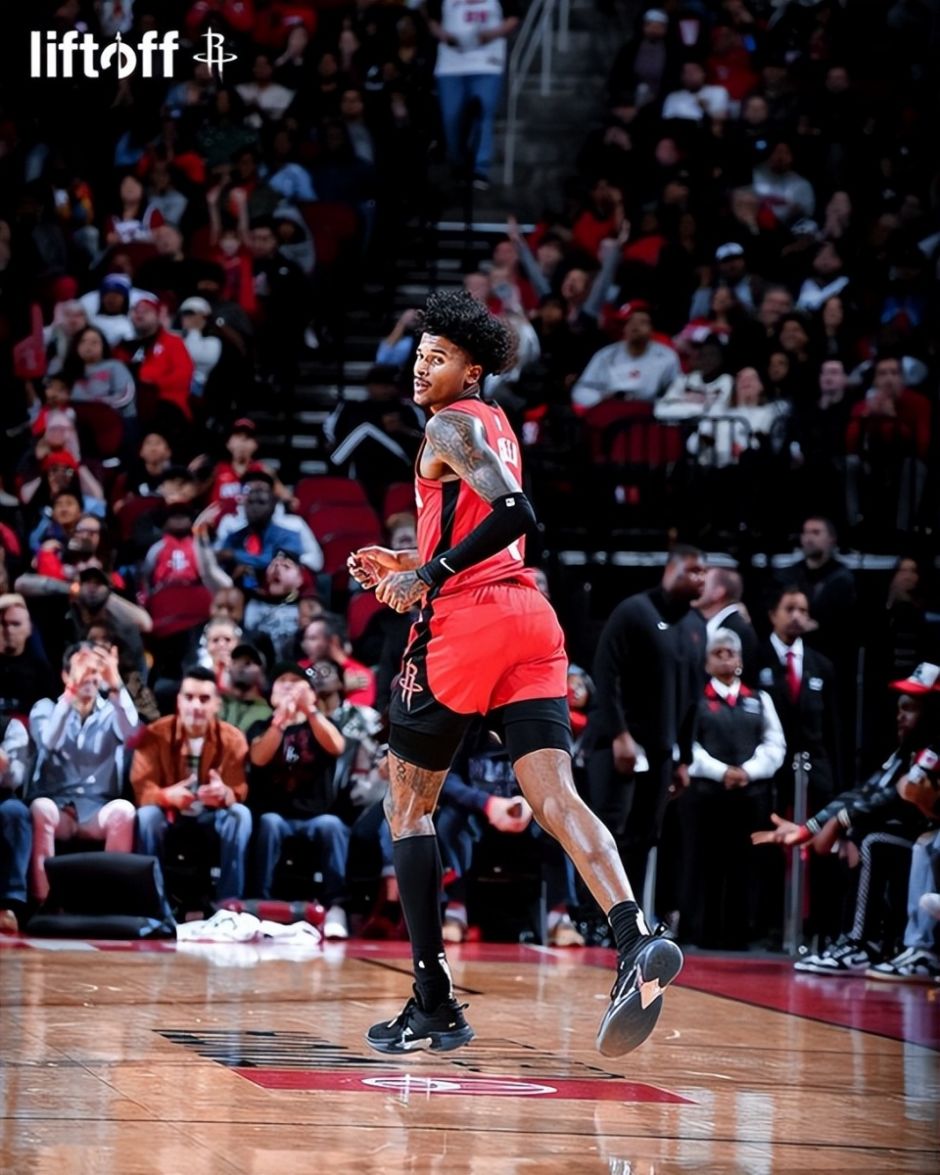 火箭逆转掘金，取得六连胜