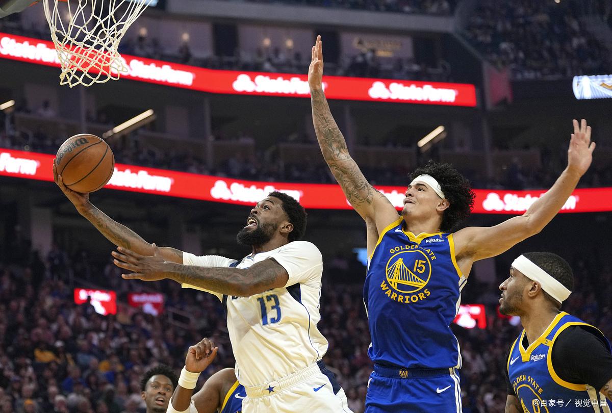 雄鹿不敌独行侠,陷入连败 雄鹿不敌独行侠,陷入连败