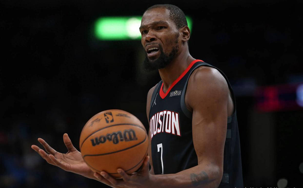 火箭主场大胜开拓者，取得赛季第十胜