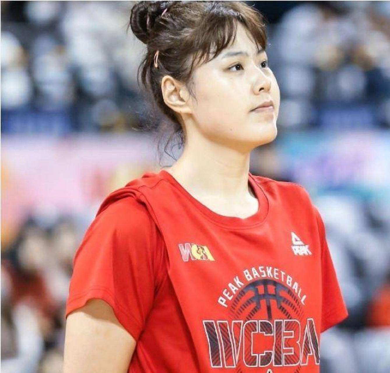 瑞典女篮险胜美国,勇夺冠军 瑞典女篮险胜美国,勇夺冠军