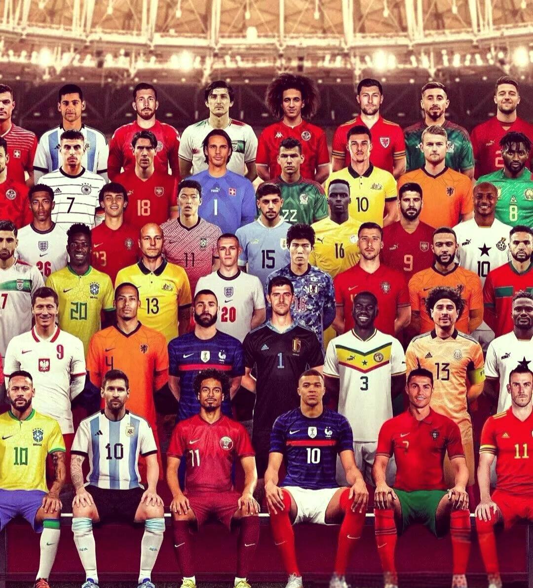 比利亚雷亚尔球迷狂欢球队三连胜表现的简单介绍