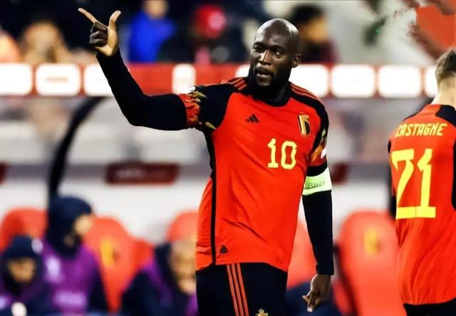 精彩激烈的欧预赛比赛瞩目全球的简单介绍