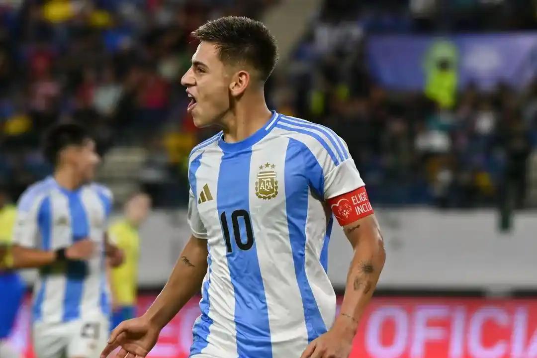 巴西队成功逆袭，击败劲敌晋级