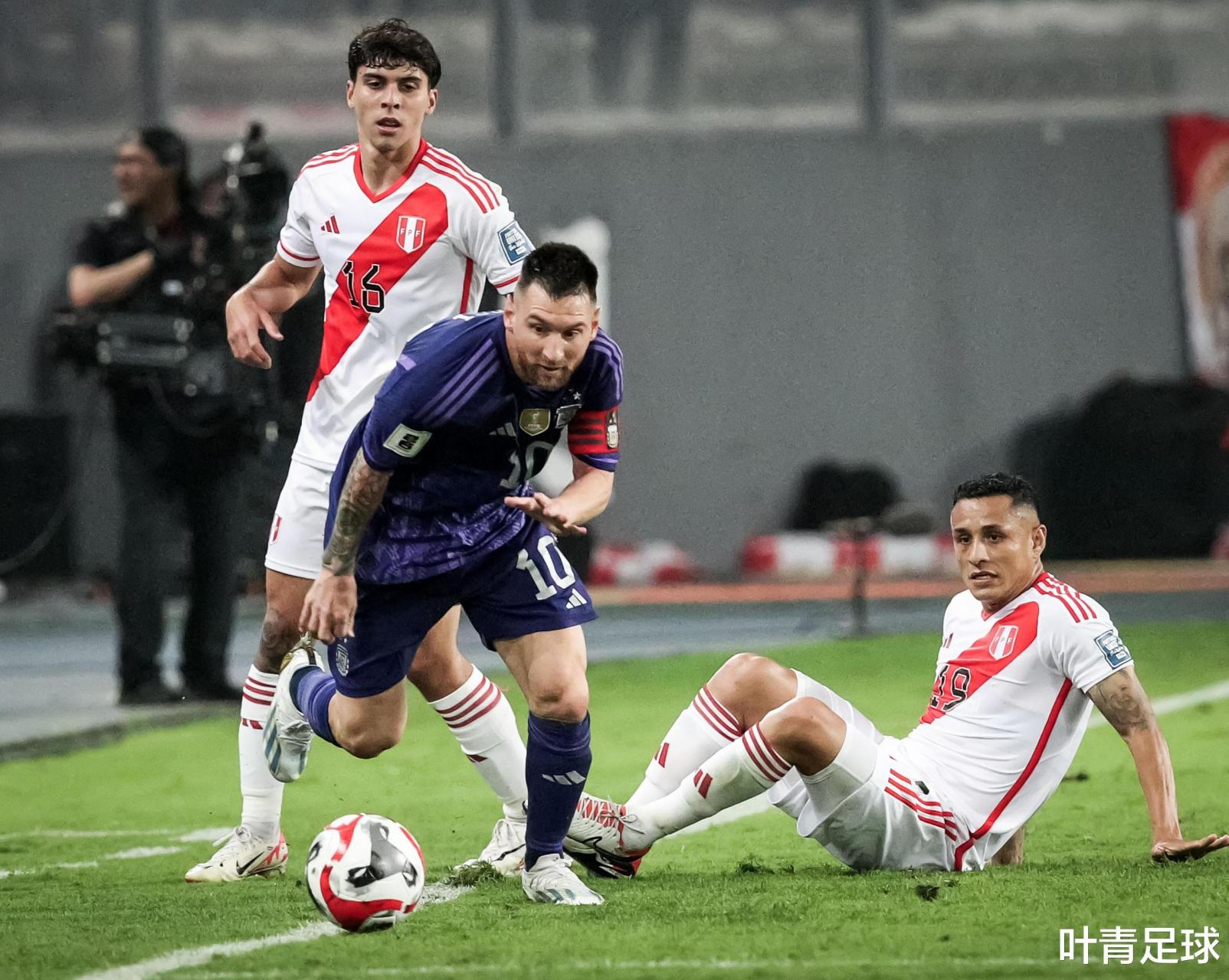 包含阿根廷选手遭遇失败，欧预赛表现难堪的词条